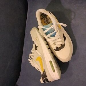 Air max 1 daisy